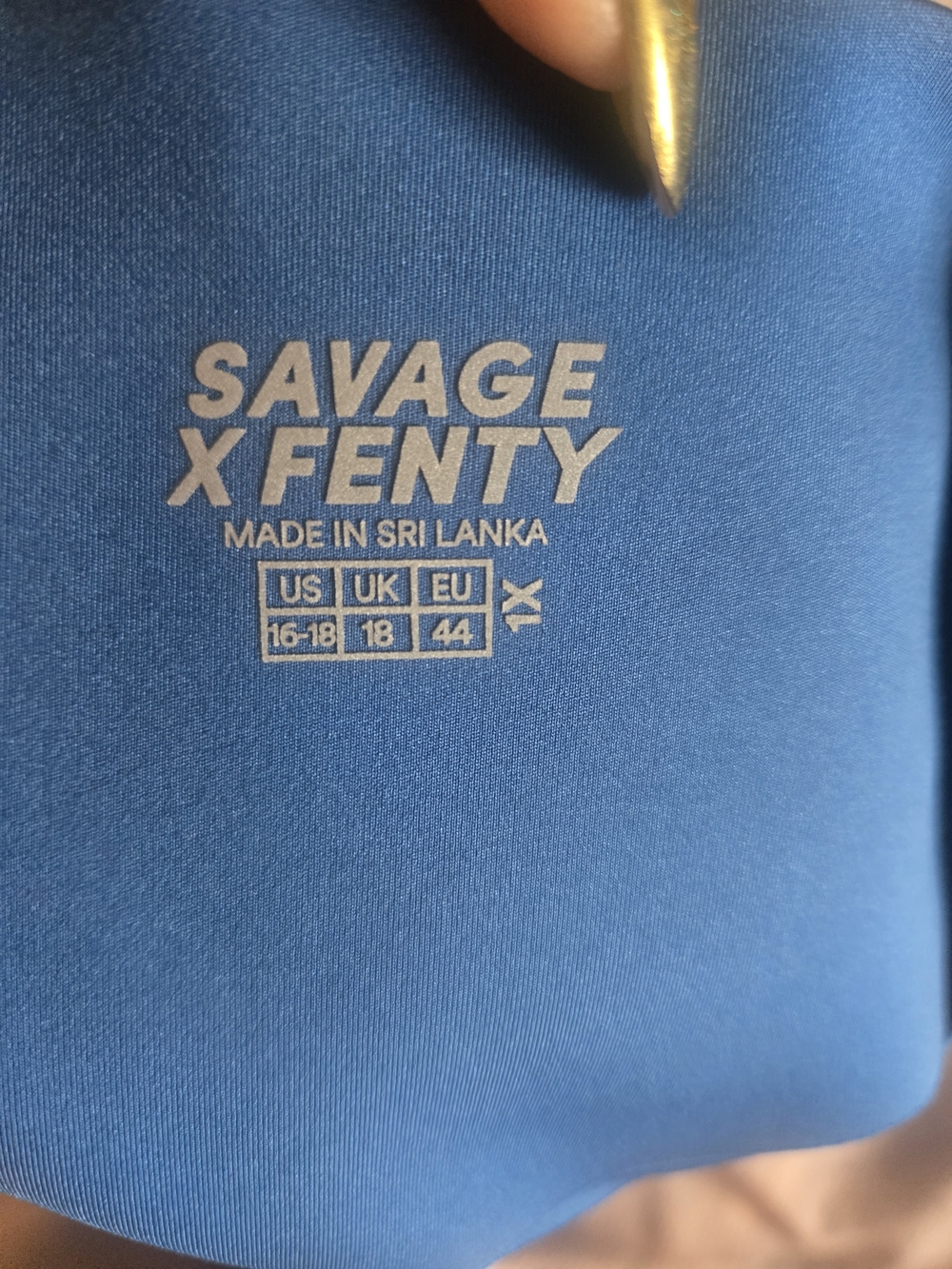 Savage X Fenty Women's Blue High-Waist Active Leggings - Picture 5 of 5